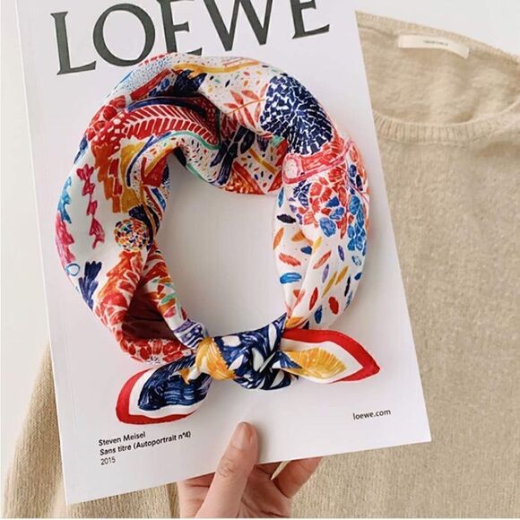 Bright Pattern Mulberry Silk Neck Scarf main image 4